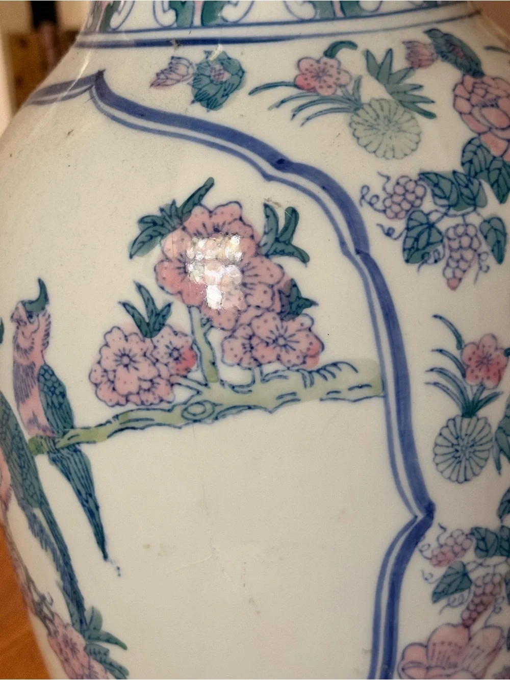 Stunning Porcelain Chinese Decorative Peacock Floor Vase - White and Blue